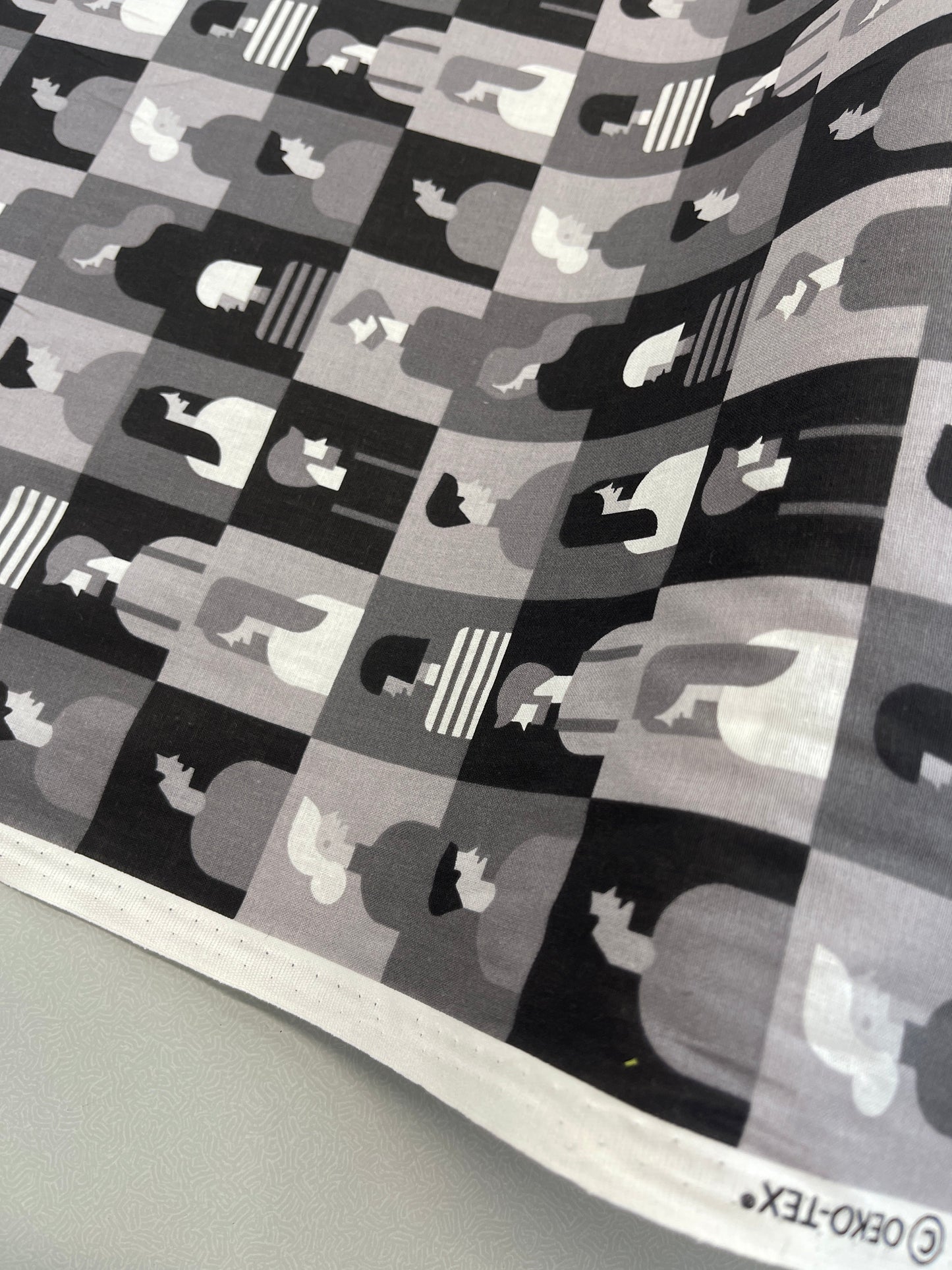 Great Value - Wide Width Cotton - Chatting - Monochrome